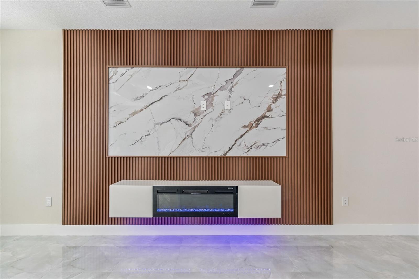 Listing photo id 6 for 706 Lexington Boulevard