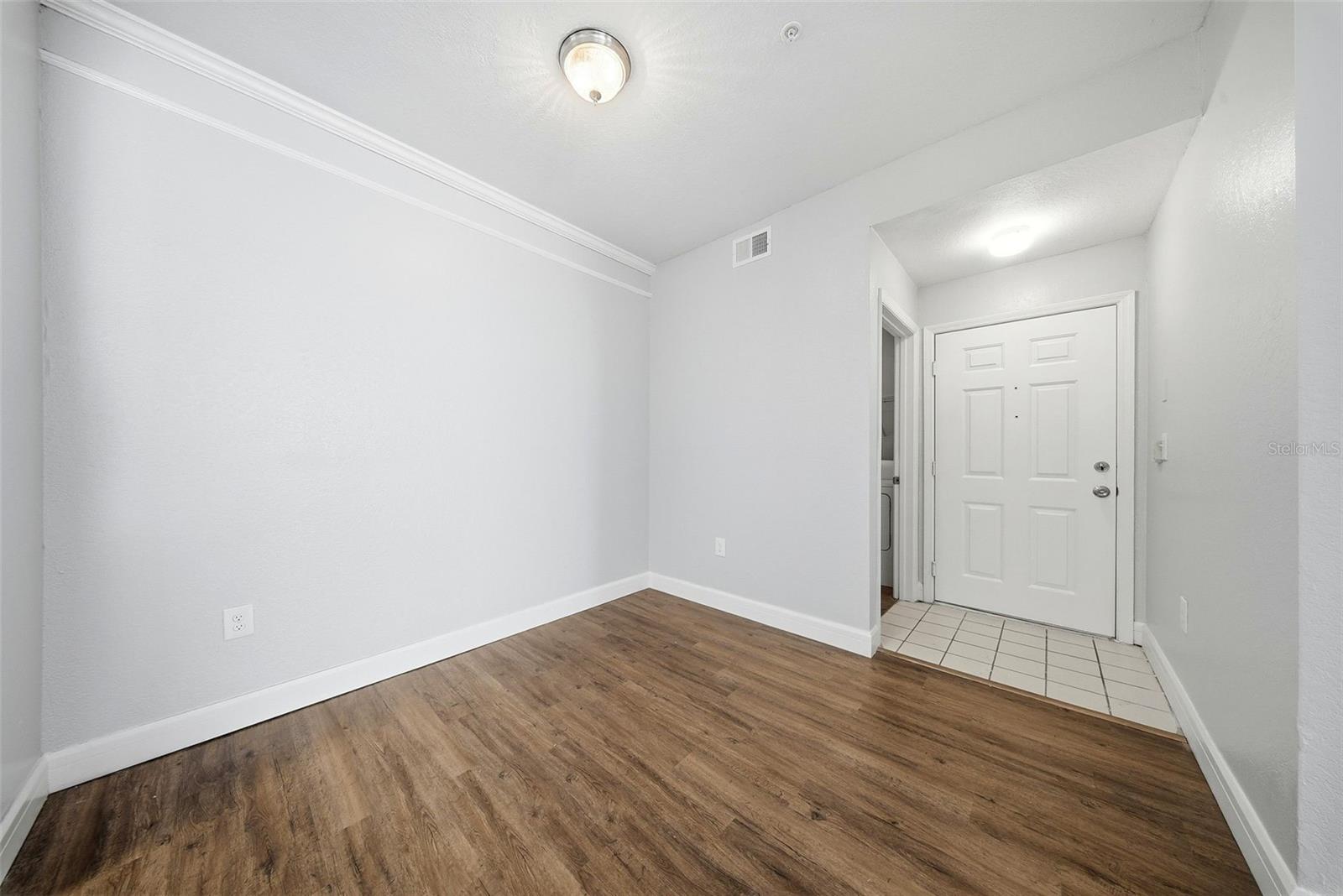 Image 15 of 37 For 17114 Carrington Park Drive 201