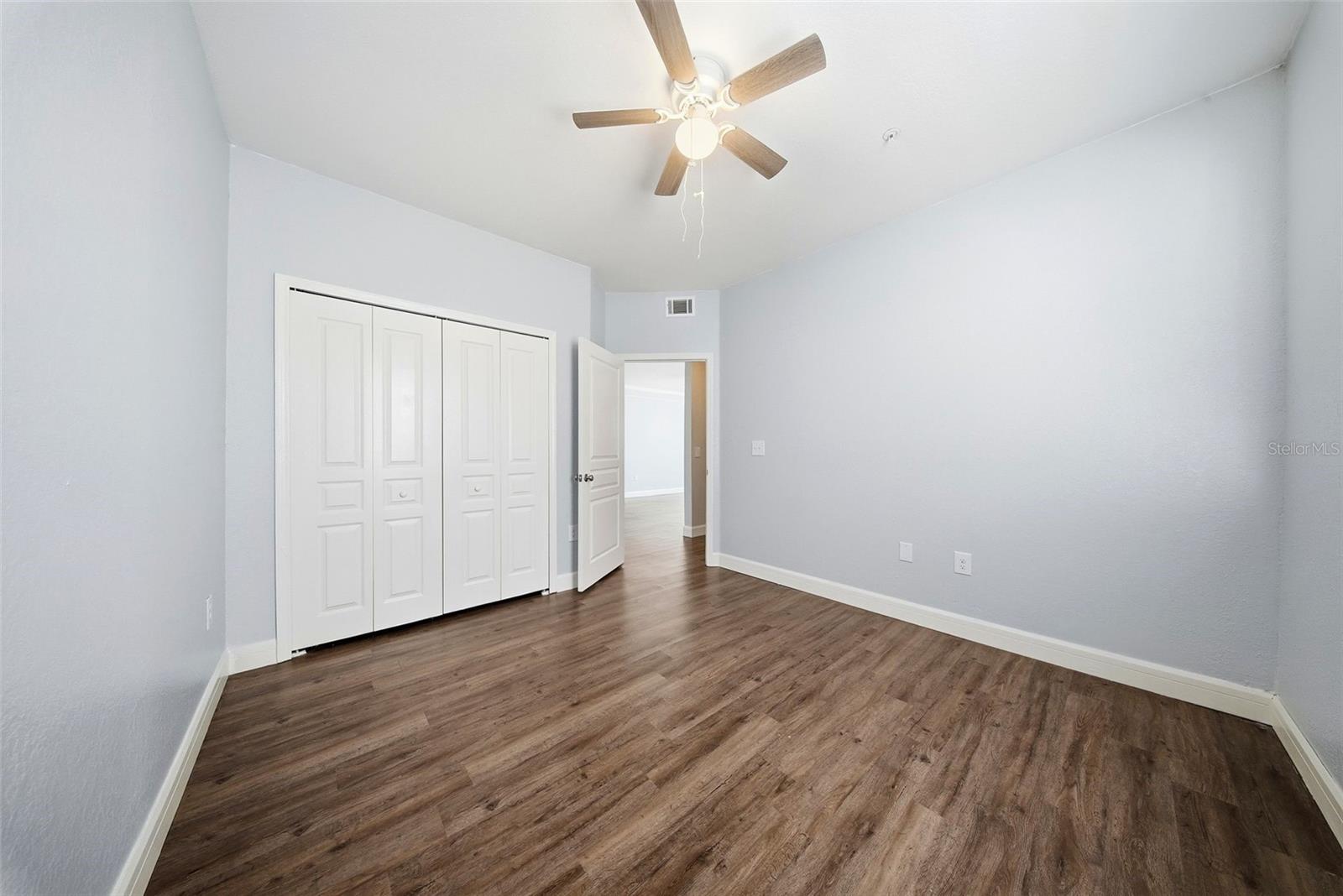 Image 18 of 37 For 17114 Carrington Park Drive 201