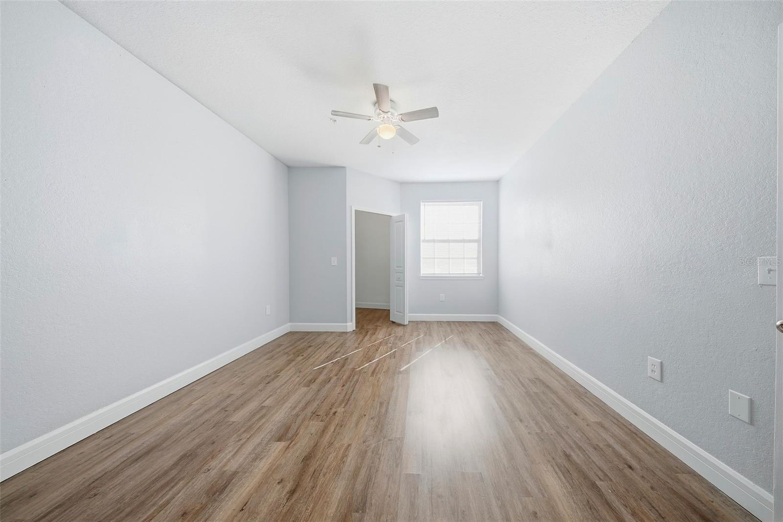 Image 23 of 37 For 17114 Carrington Park Drive 201