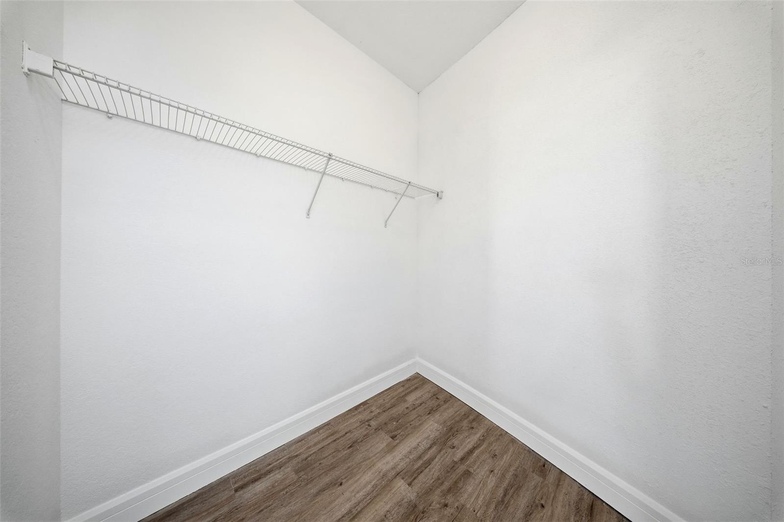 Image 24 of 37 For 17114 Carrington Park Drive 201