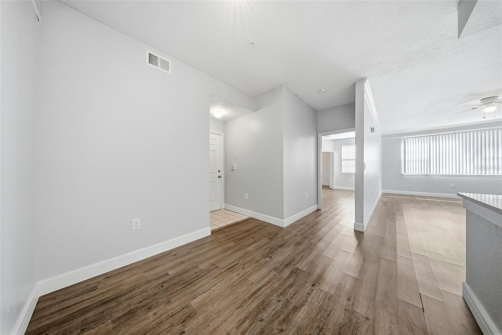 Image 6 of 37 For 17114 Carrington Park Drive 201