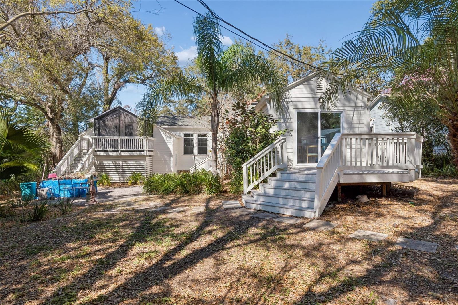 Listing photo id 27 for 1003 Clifton Street