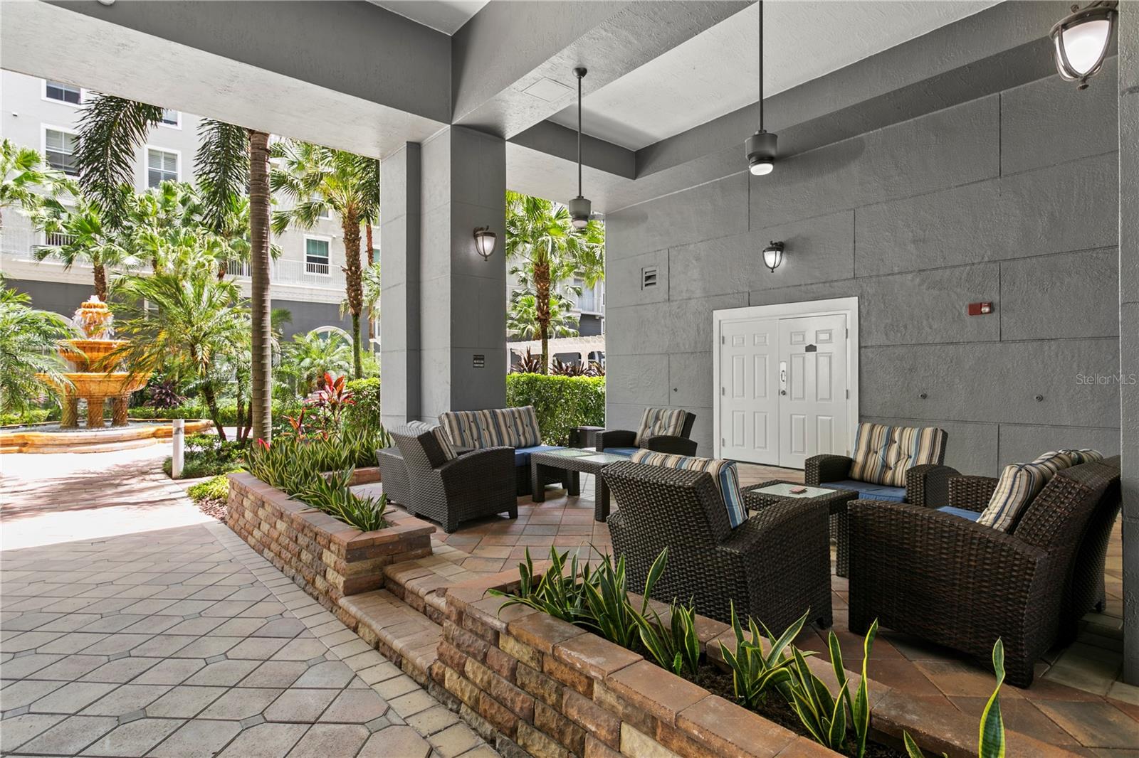 Image 41 of 56 For 700 Harbour Island Boulevard 401