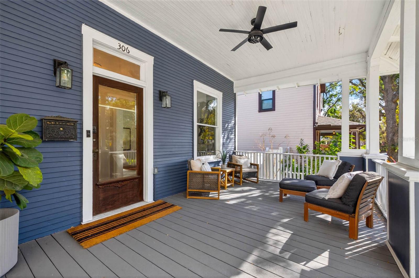 Image 2 of 59 For 306 Ross Avenue