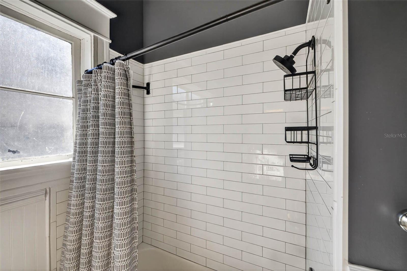 Image 35 of 59 For 306 Ross Avenue