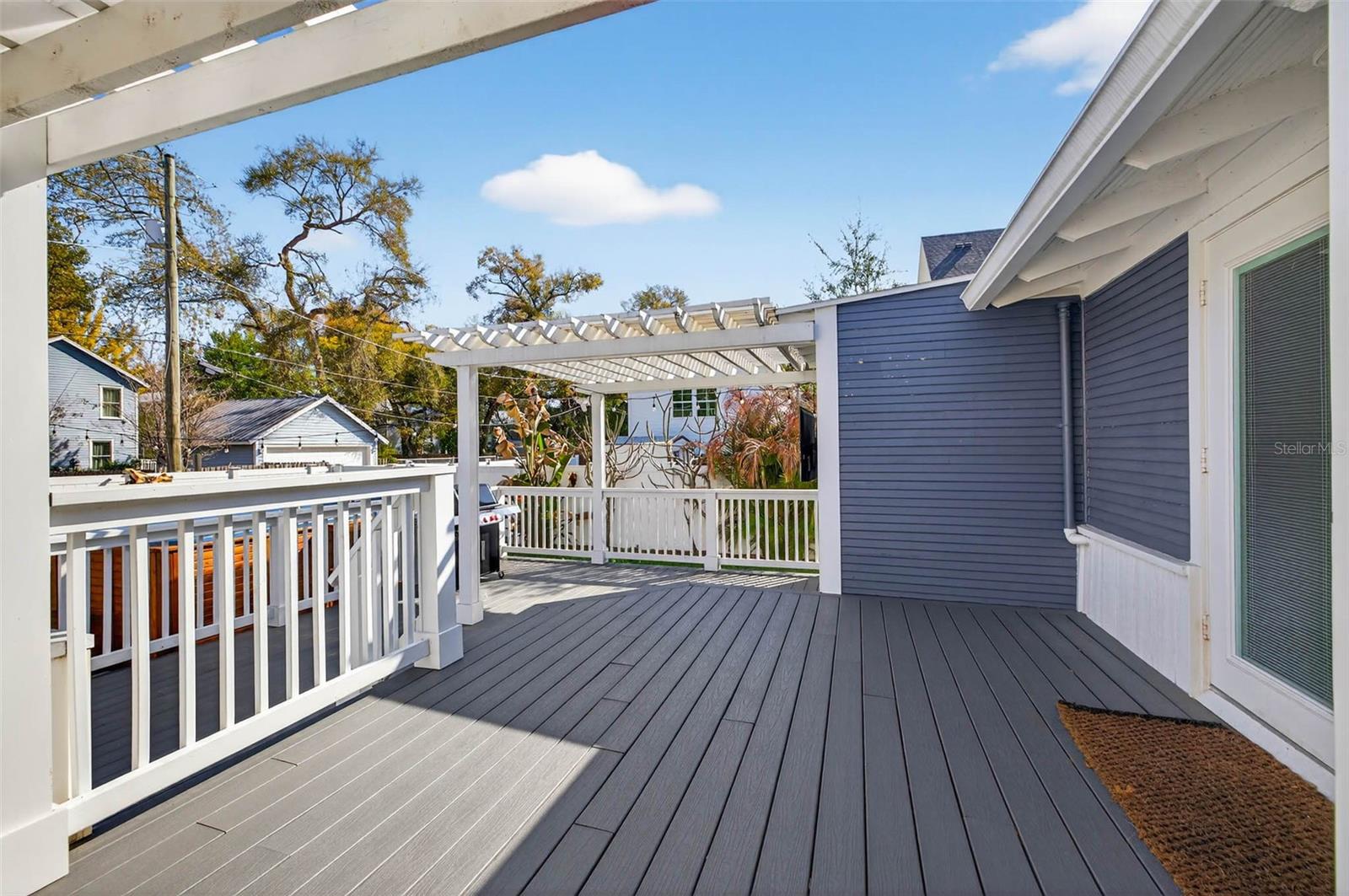 Image 38 of 59 For 306 Ross Avenue