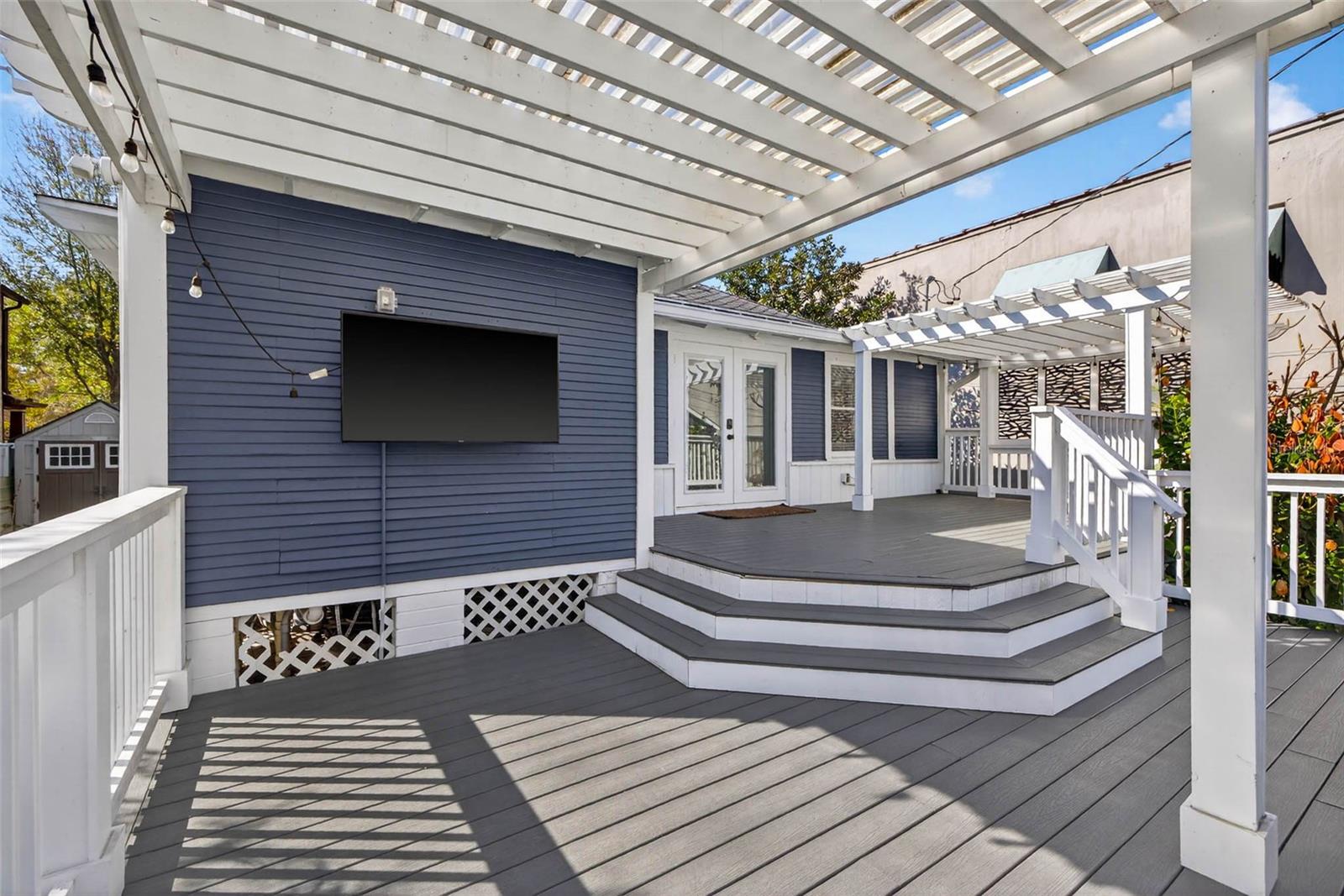 Image 45 of 59 For 306 Ross Avenue