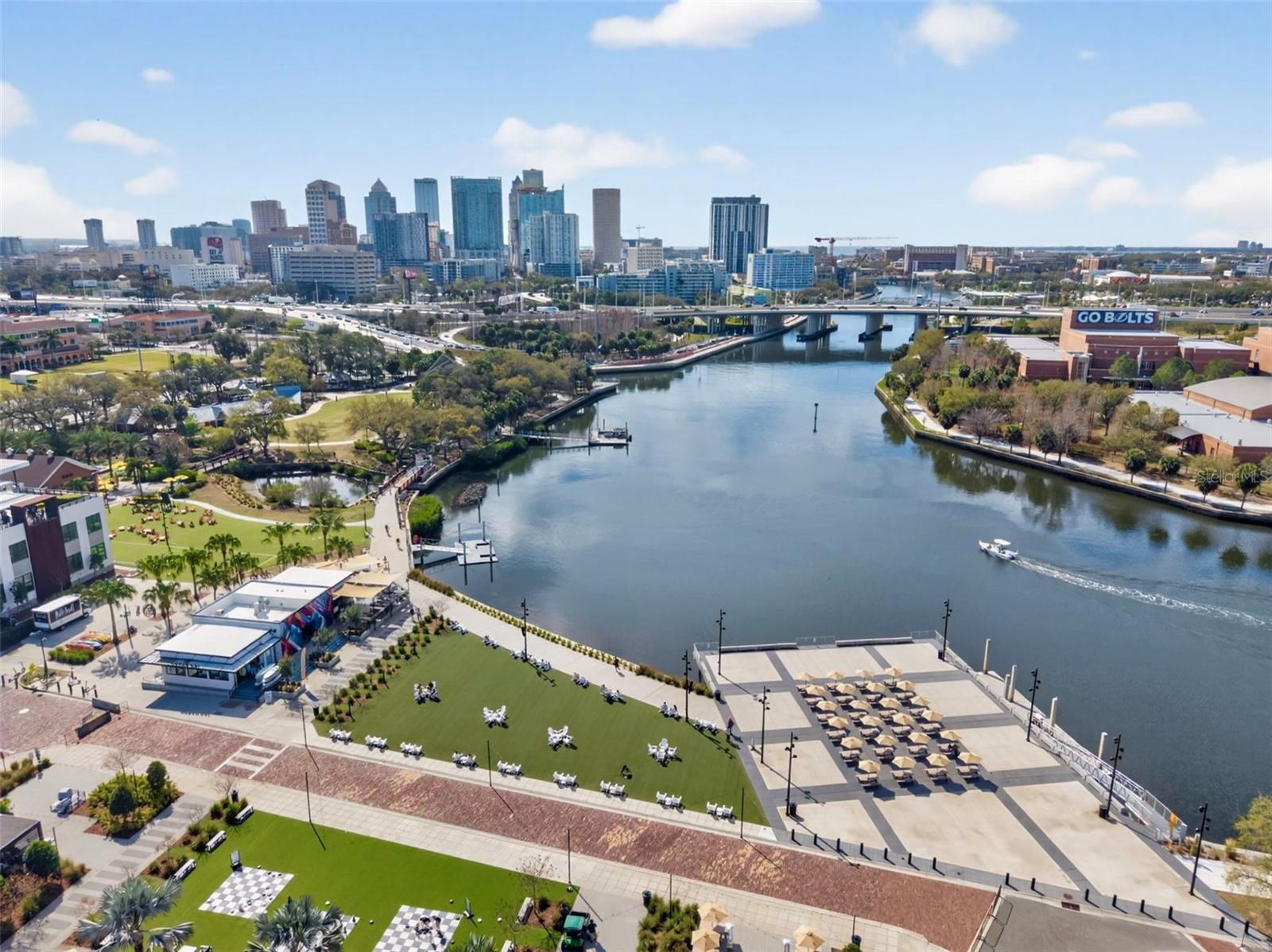 Image 54 of 59 For 306 Ross Avenue