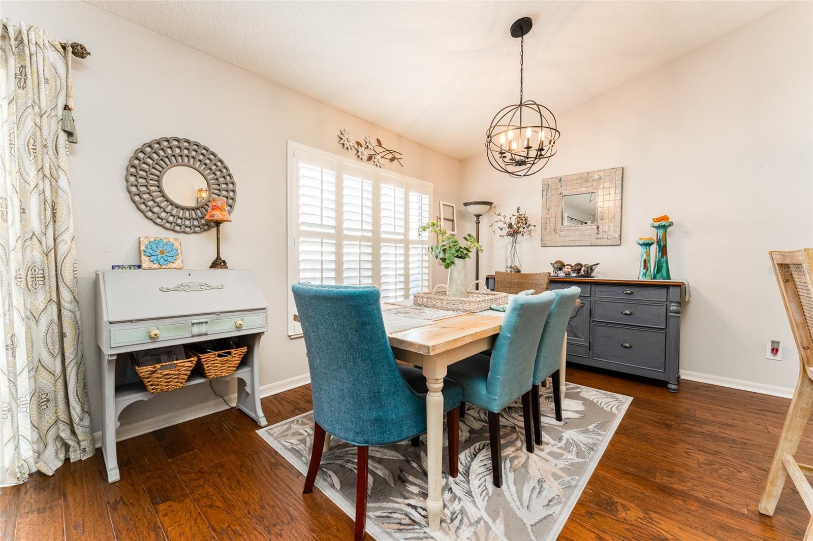 Image 11 of 36 For 4511 Gulfwinds Drive