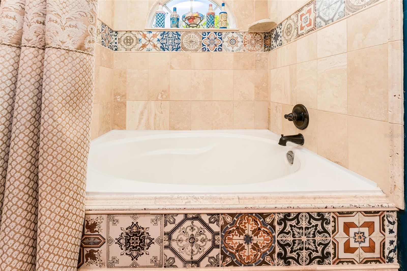 Image 18 of 36 For 4511 Gulfwinds Drive