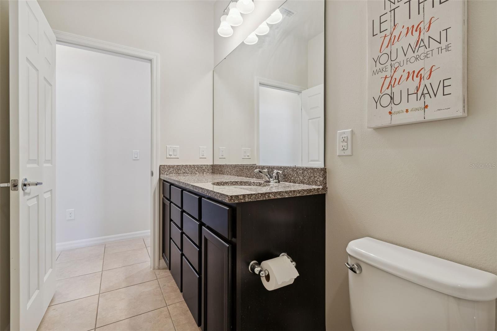 Listing photo id 18 for 5340 Fallen Leaf Drive