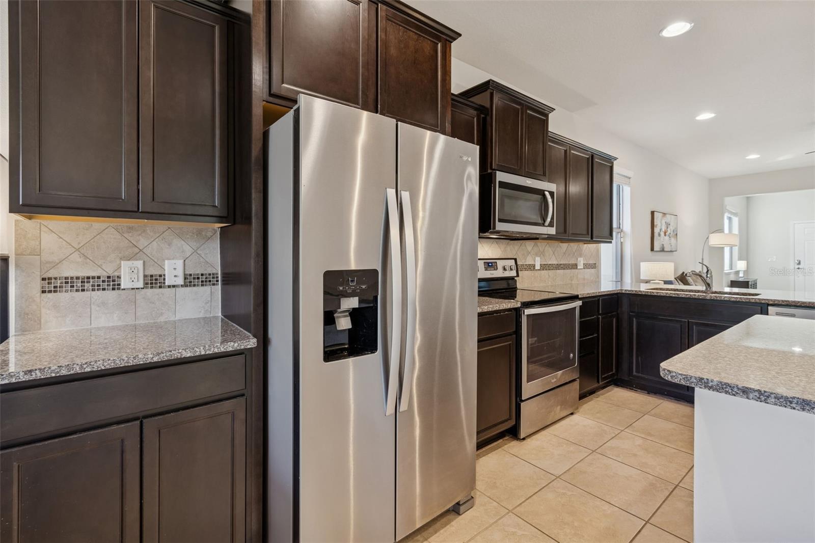 Listing photo id 23 for 5340 Fallen Leaf Drive