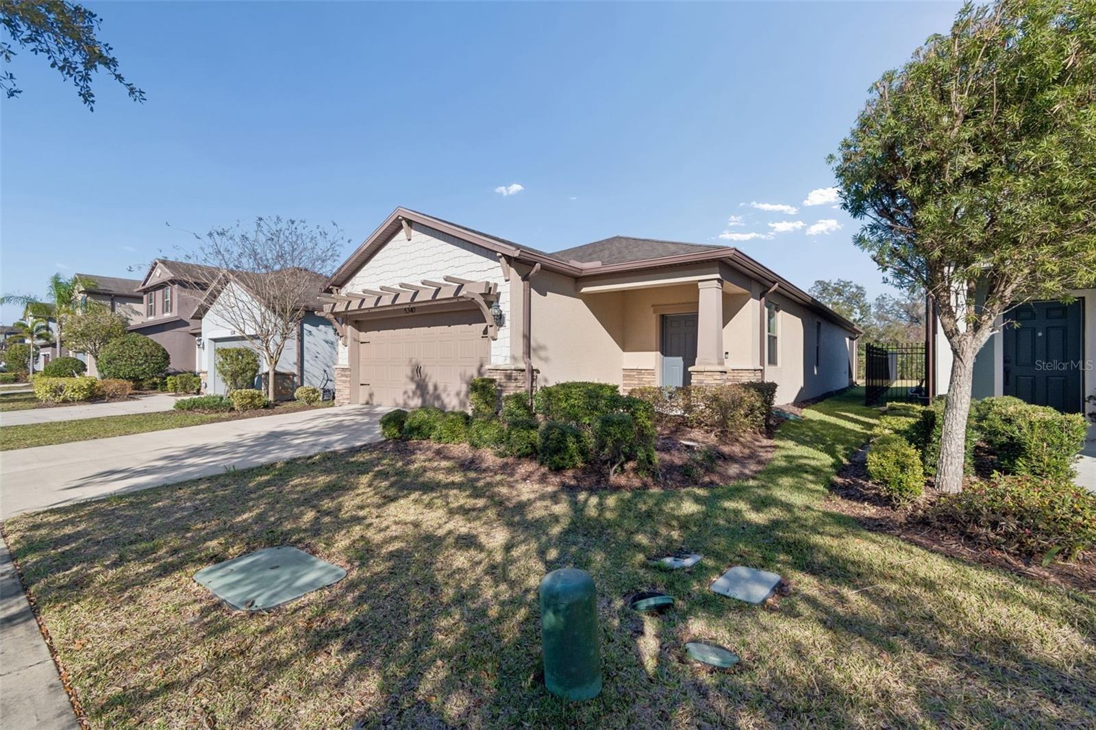 Listing photo id 1 for 5340 Fallen Leaf Drive