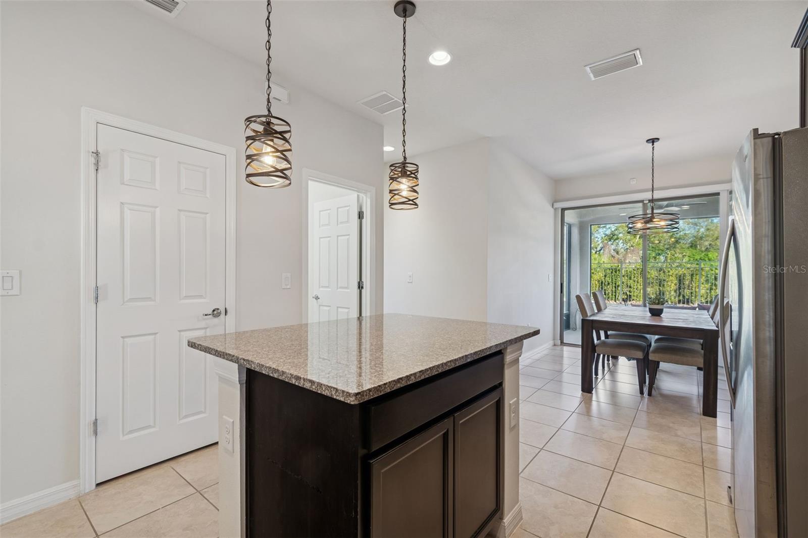 Listing photo id 28 for 5340 Fallen Leaf Drive