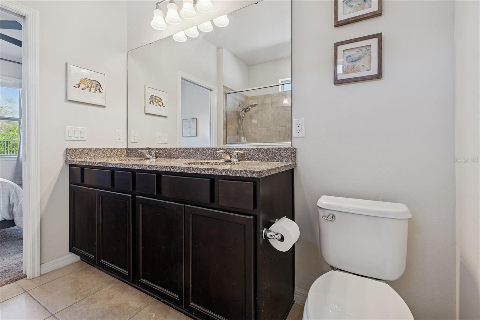 Listing photo id 39 for 5340 Fallen Leaf Drive