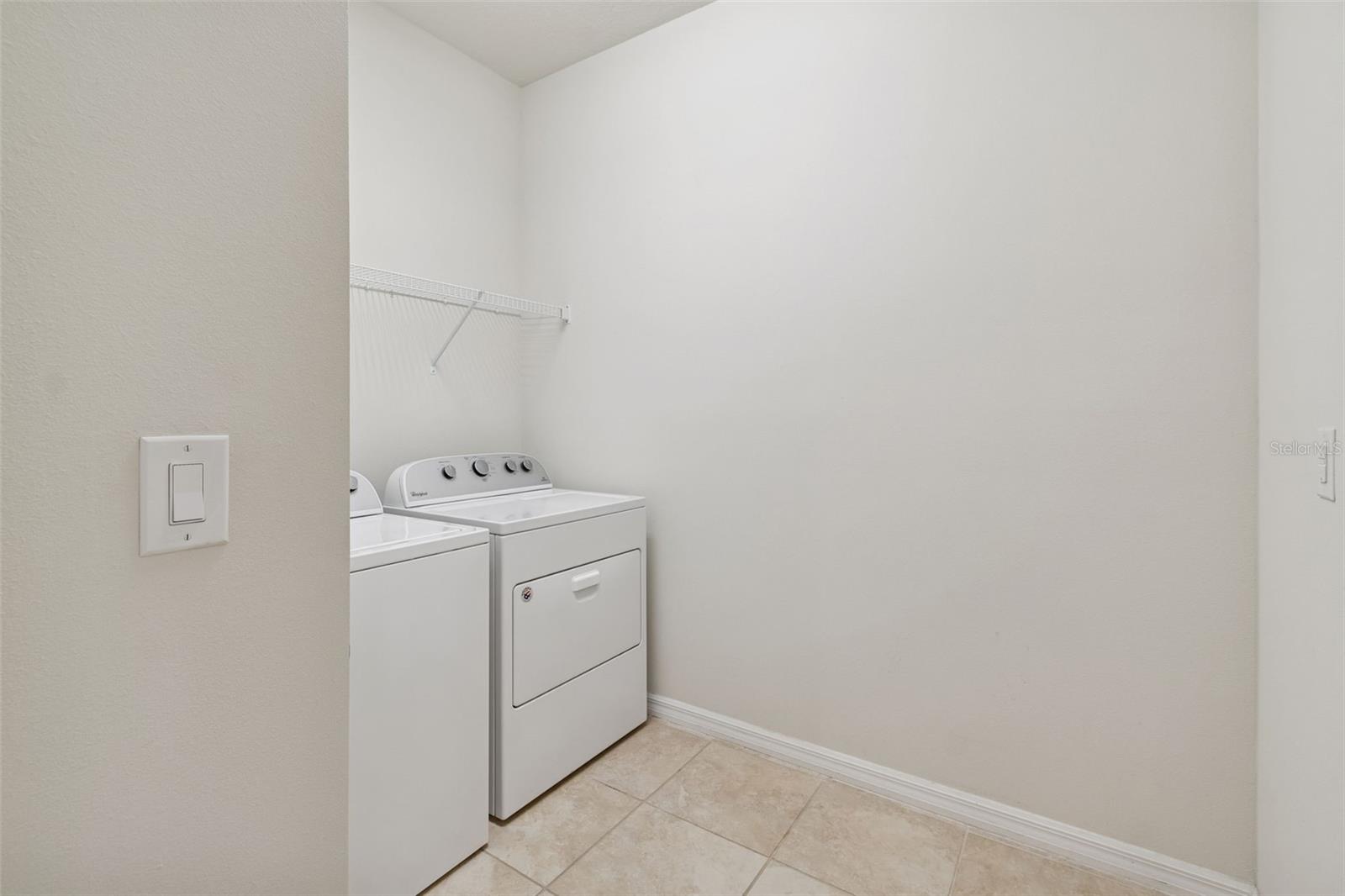 Listing photo id 41 for 5340 Fallen Leaf Drive