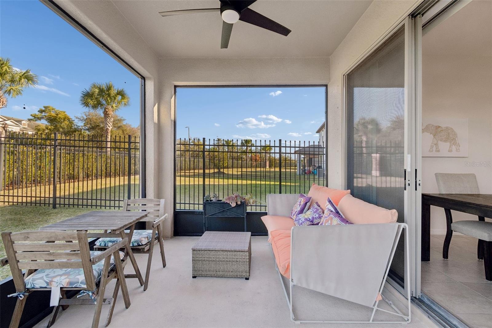 Listing photo id 45 for 5340 Fallen Leaf Drive