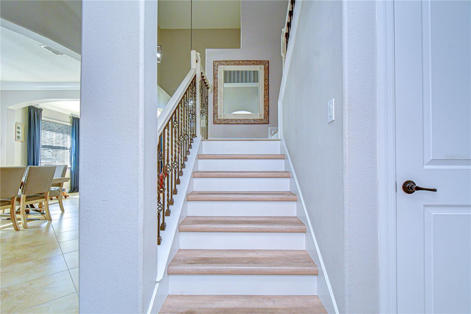 Image 18 of 43 For 19914 Bluff Oak Boulevard