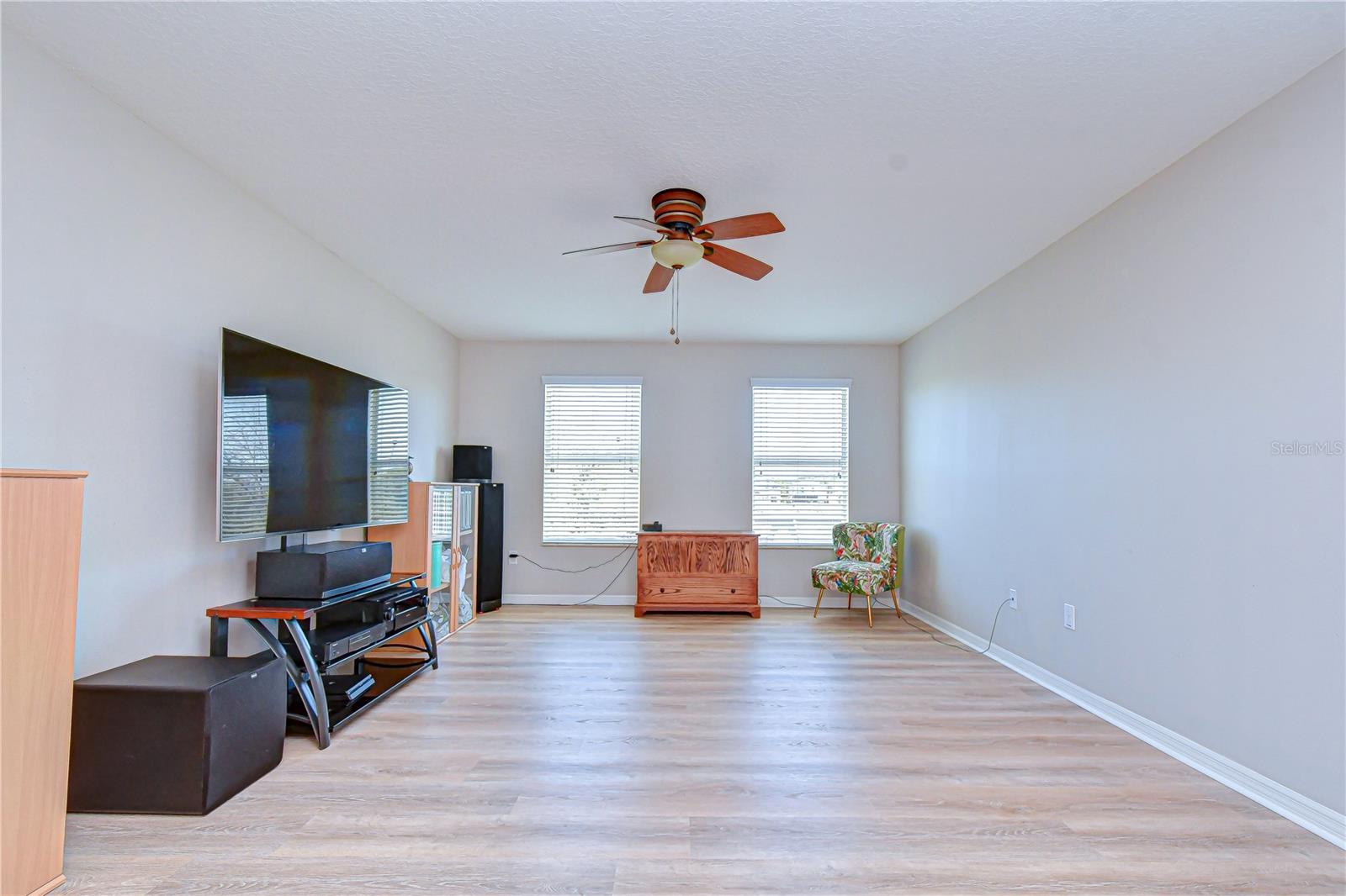 Image 31 of 43 For 19914 Bluff Oak Boulevard