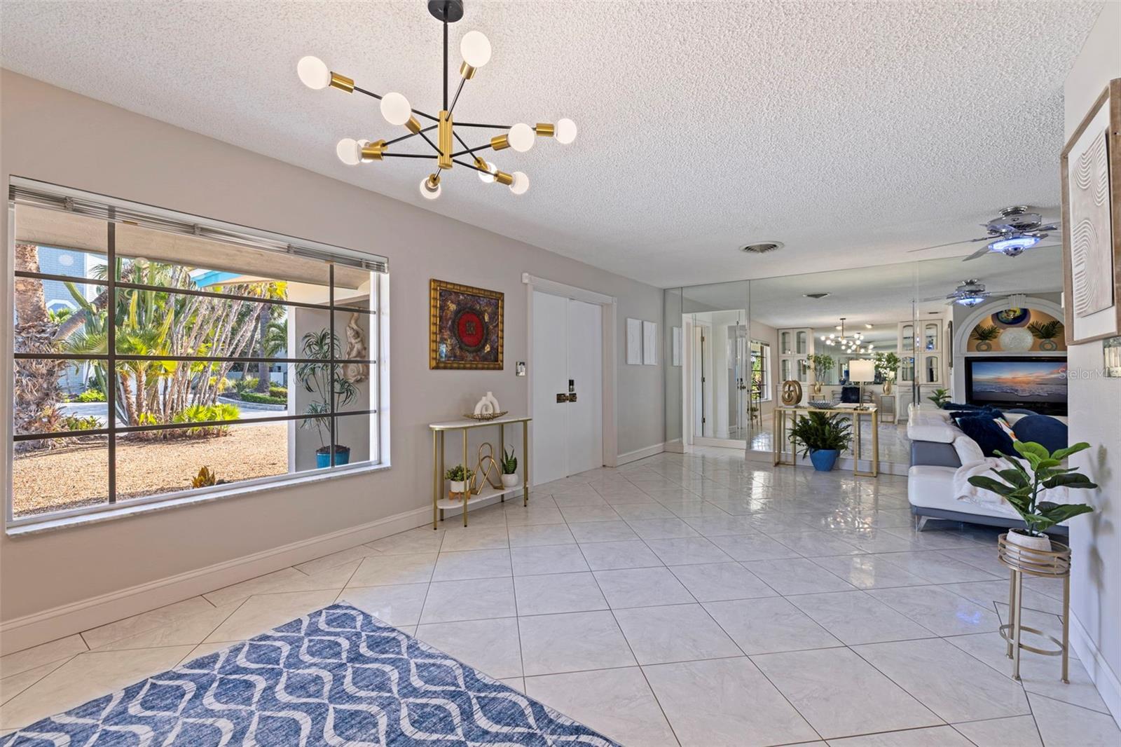 Image 13 of 62 For 290 1st Street W