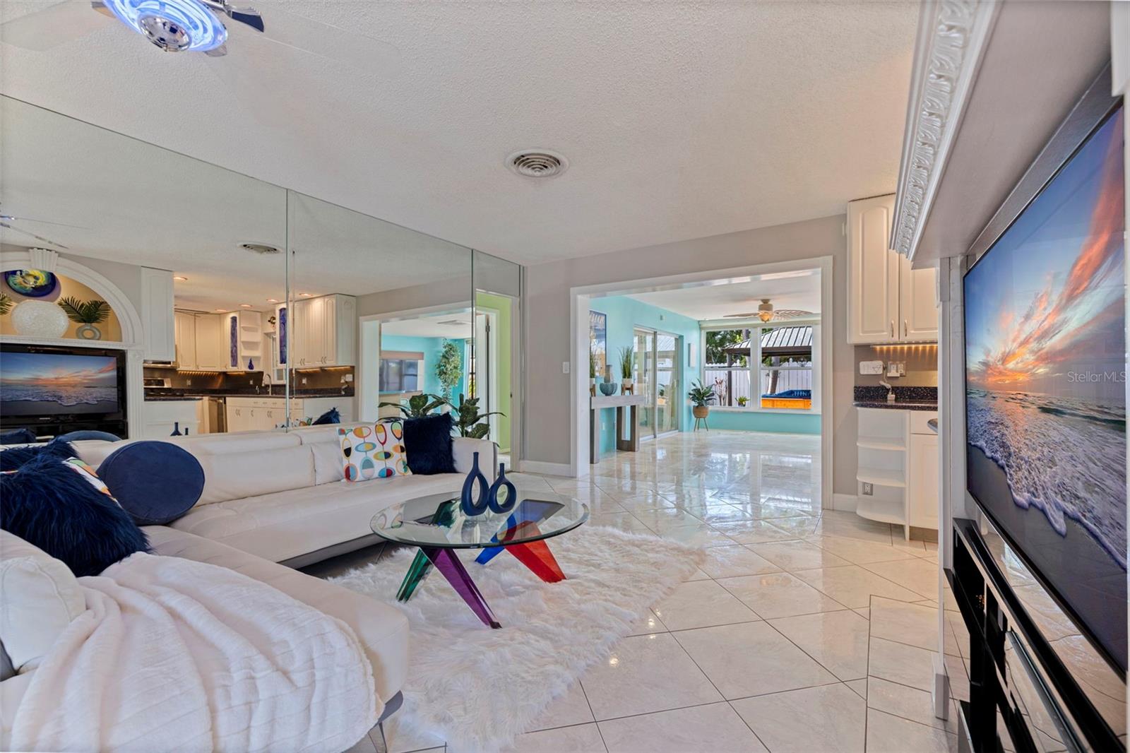 Image 16 of 62 For 290 1st Street W