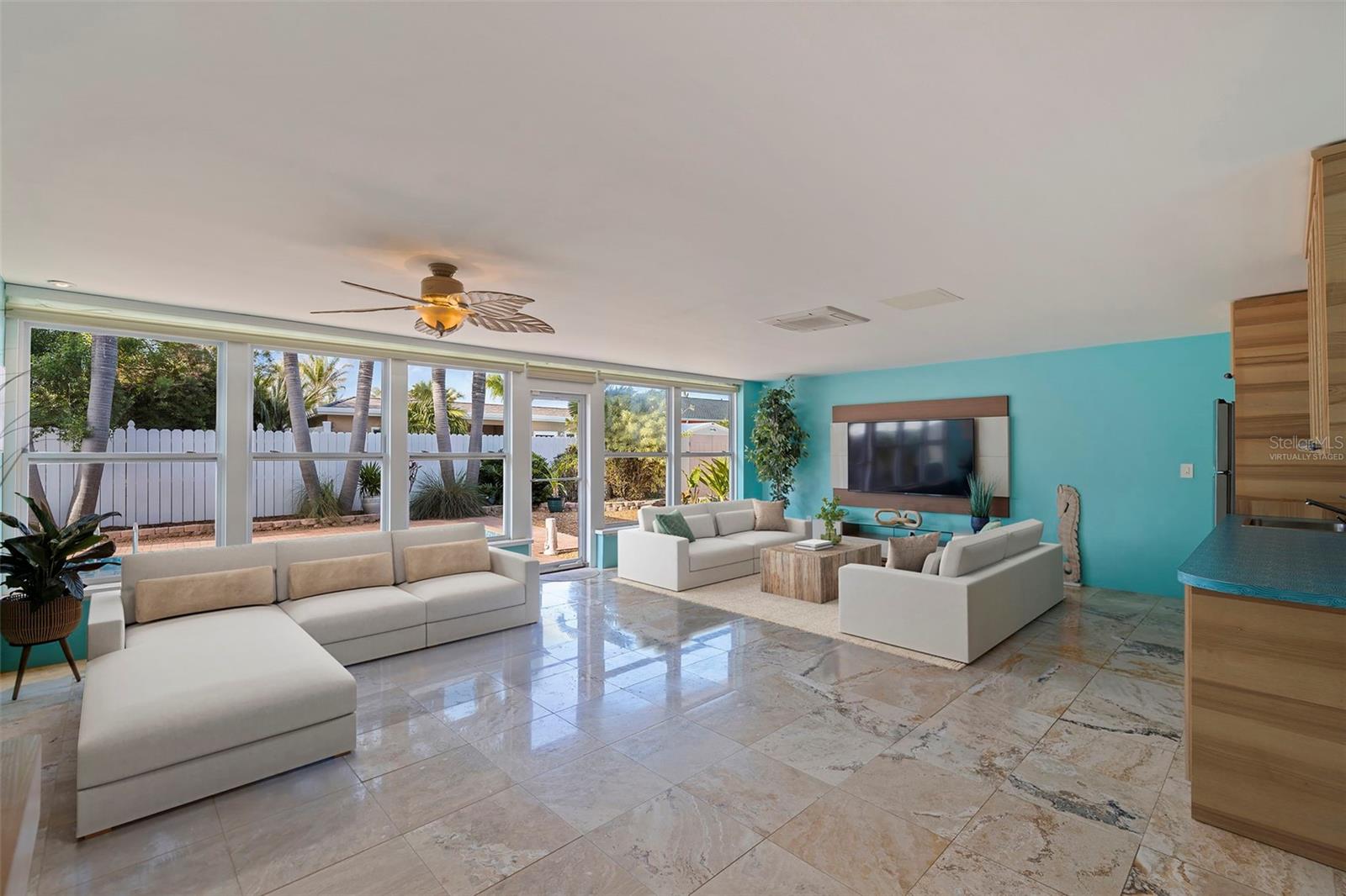 Image 27 of 62 For 290 1st Street W