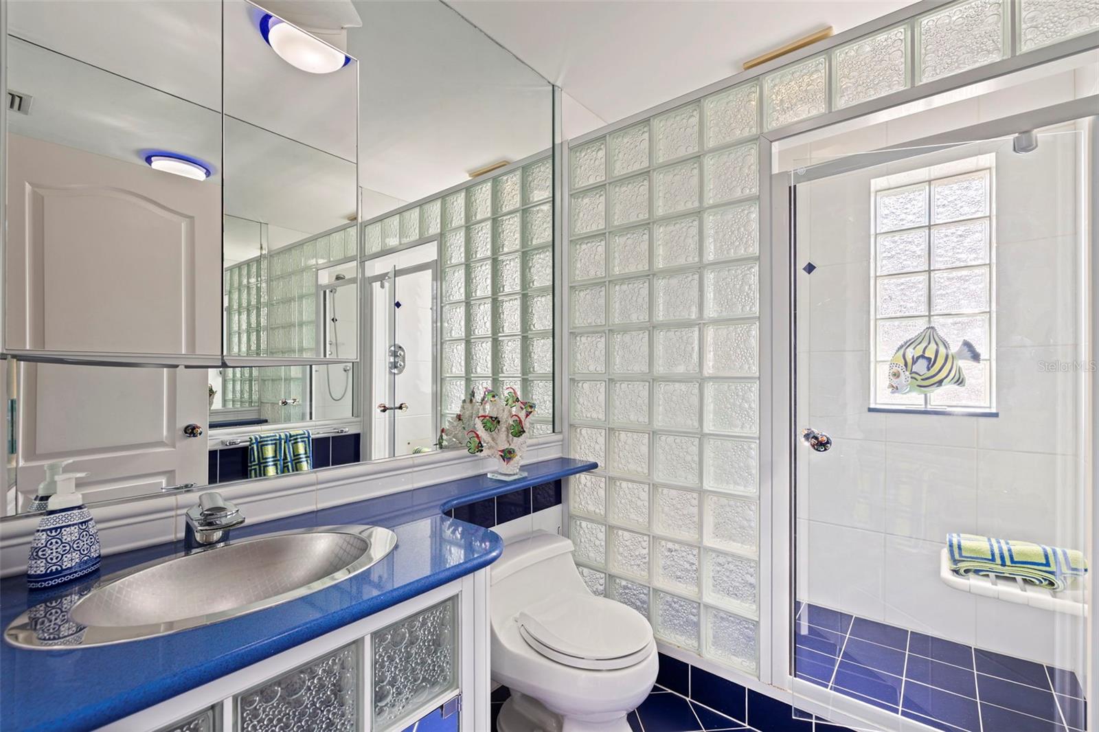 Image 37 of 62 For 290 1st Street W