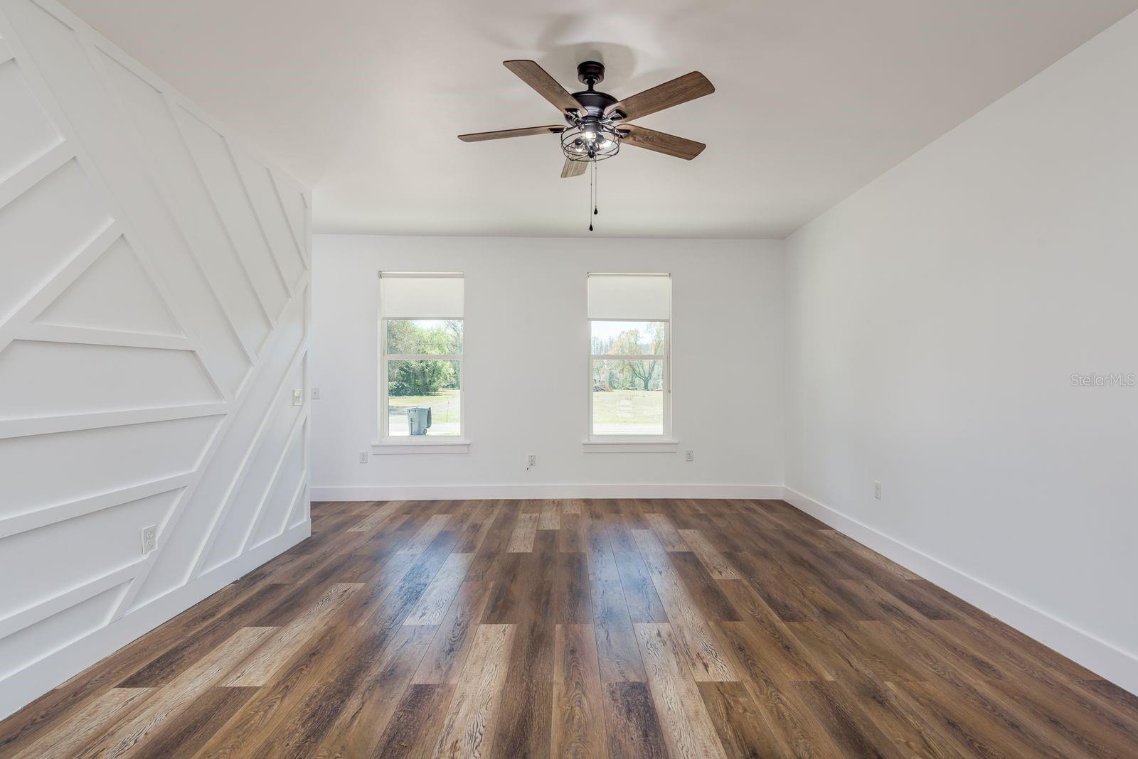 Image 9 of 42 For 22229 Carson Drive