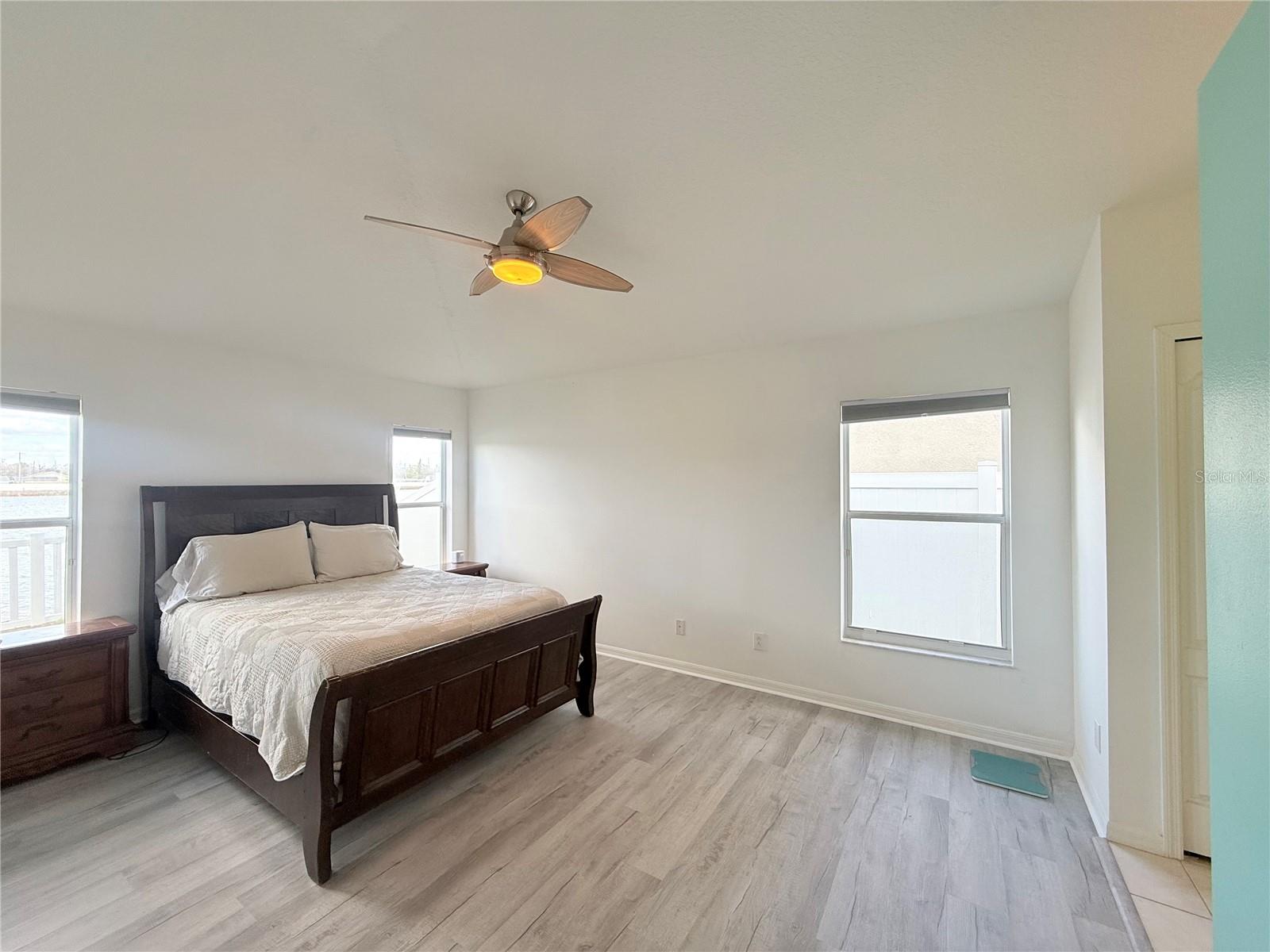 Image 19 of 52 For 8415 Canterbury Lake Boulevard