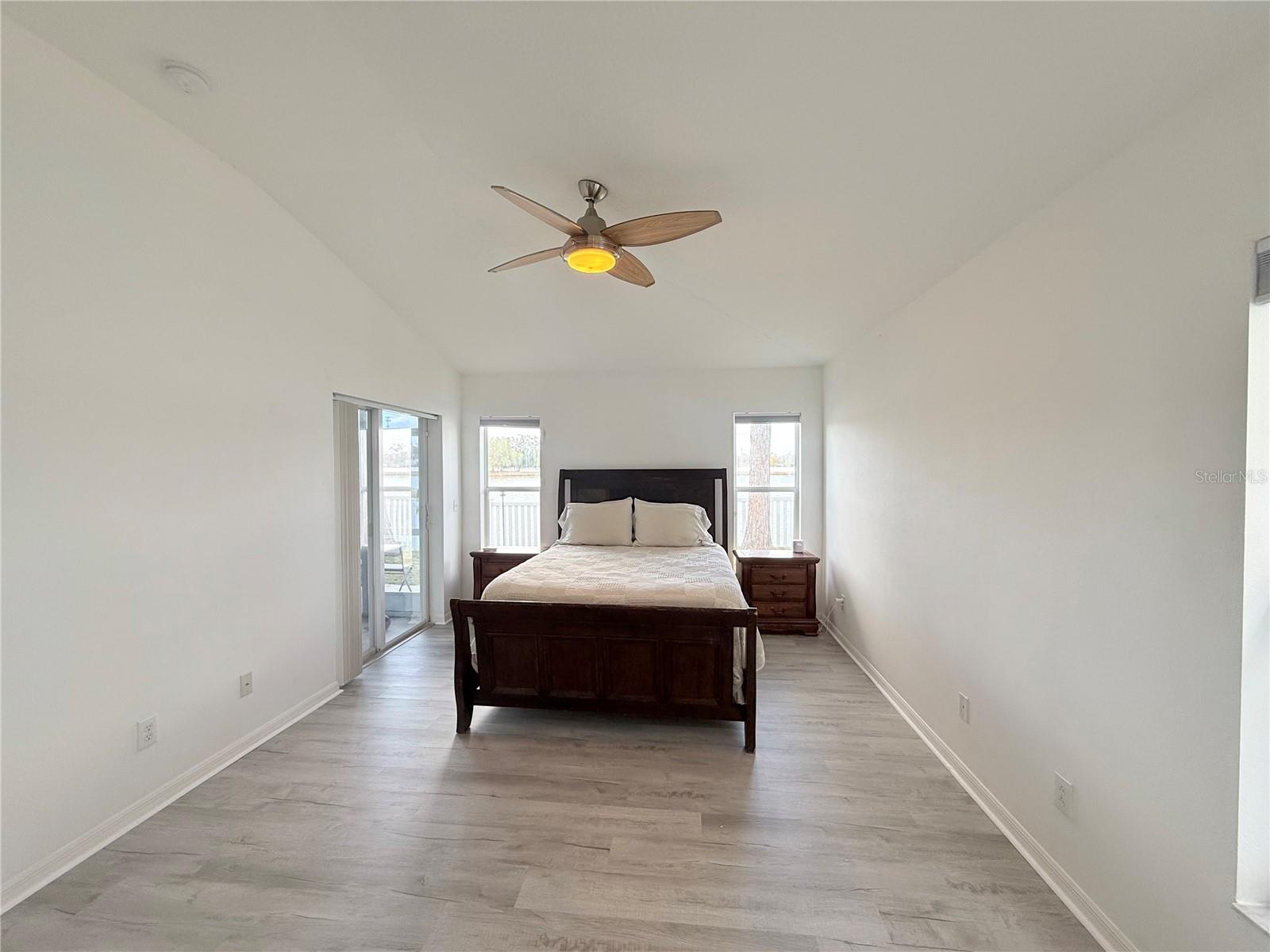 Image 20 of 52 For 8415 Canterbury Lake Boulevard