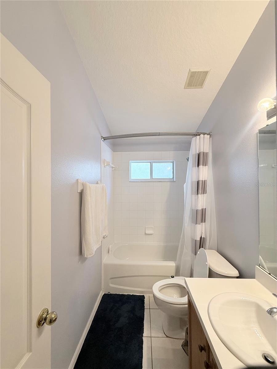 Image 42 of 52 For 8415 Canterbury Lake Boulevard