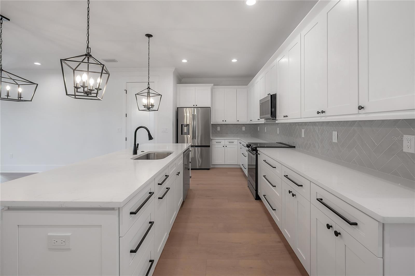 Image 20 of 59 For 801 North Street