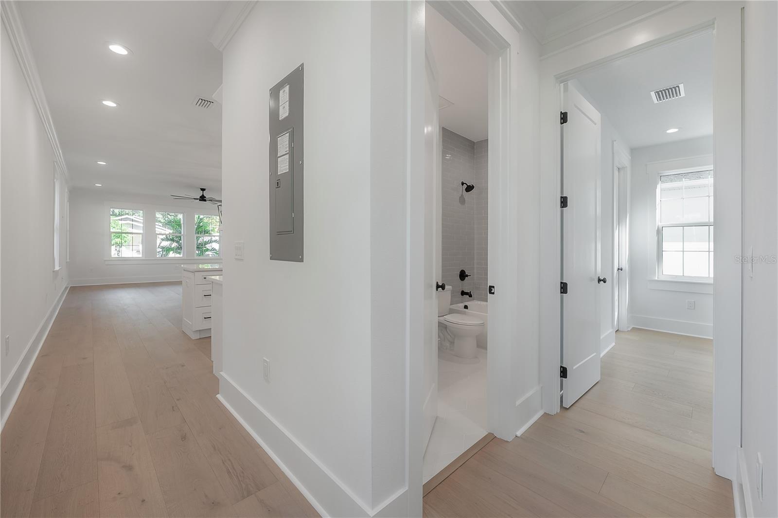 Image 24 of 59 For 801 North Street