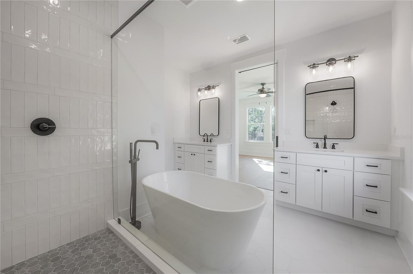 Image 37 of 59 For 801 North Street