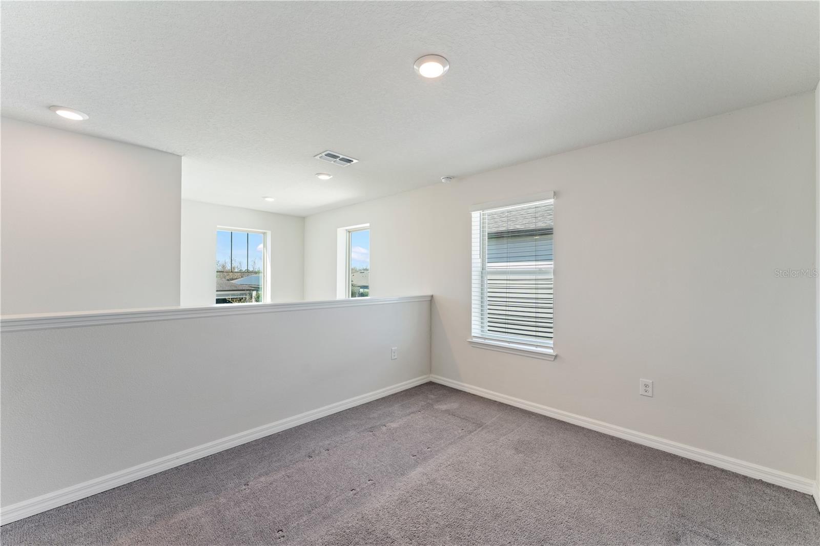 Image 25 of 53 For 7516 Yale Harbor Drive