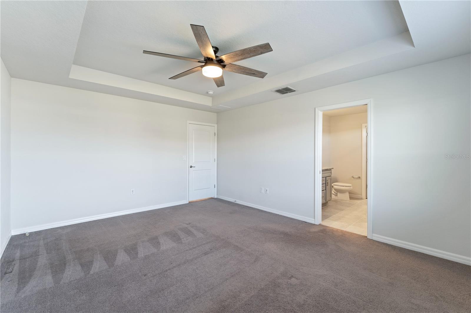 Image 30 of 53 For 7516 Yale Harbor Drive