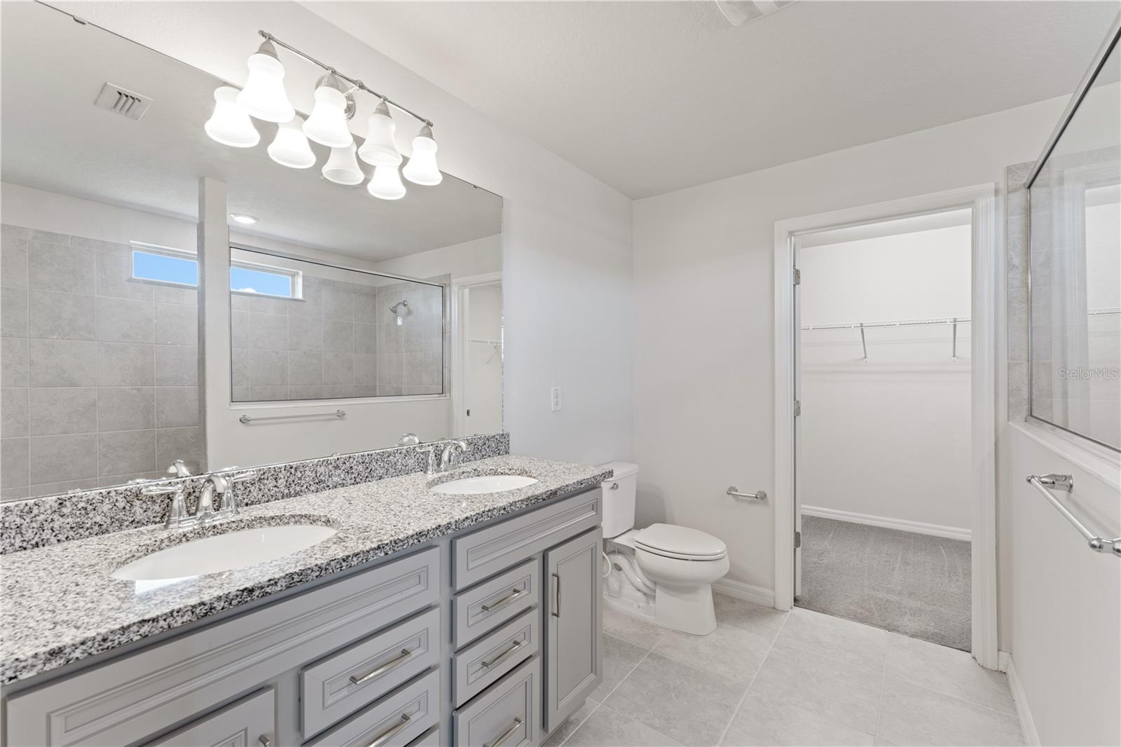 Image 32 of 53 For 7516 Yale Harbor Drive