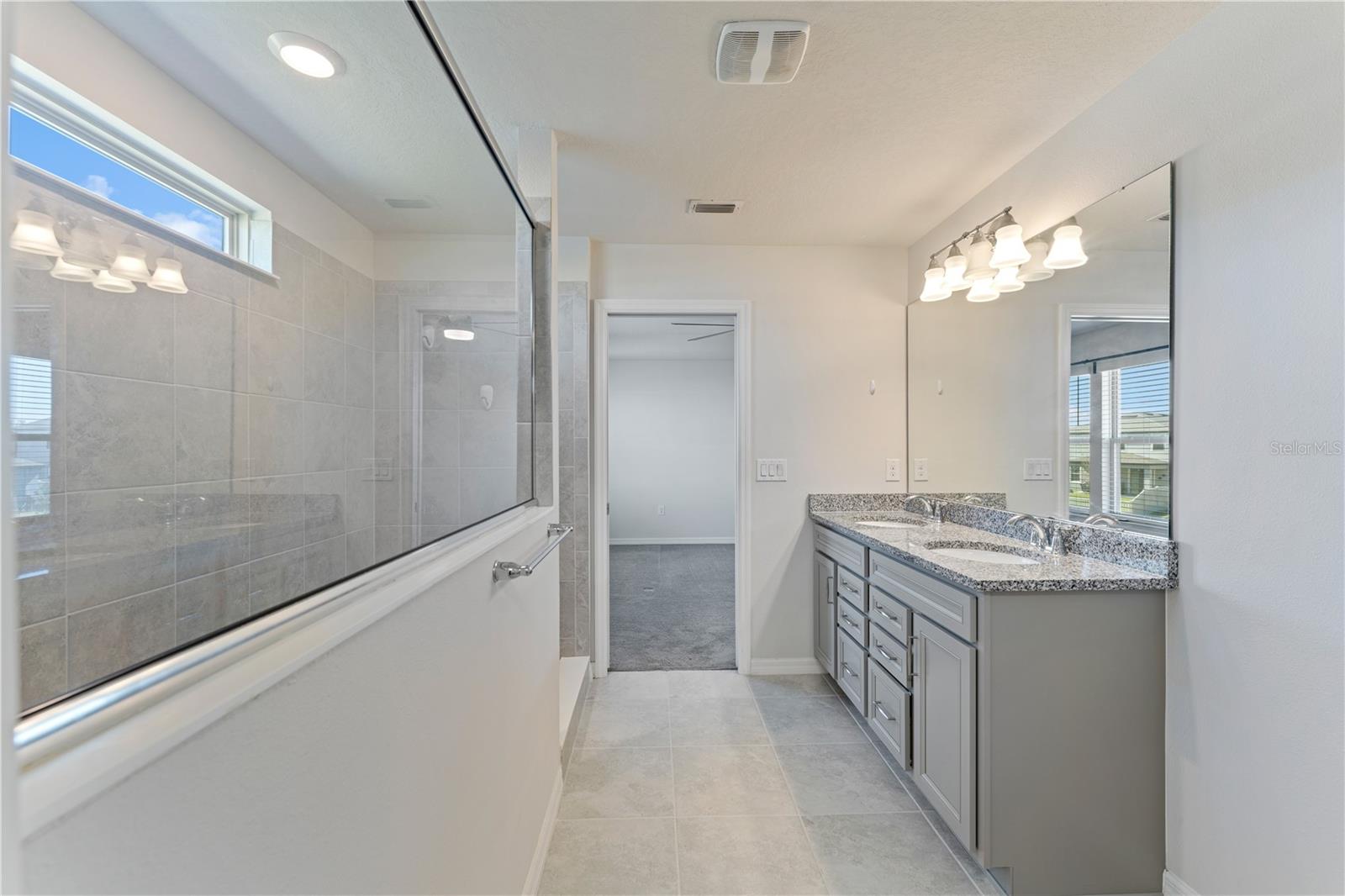 Image 36 of 53 For 7516 Yale Harbor Drive