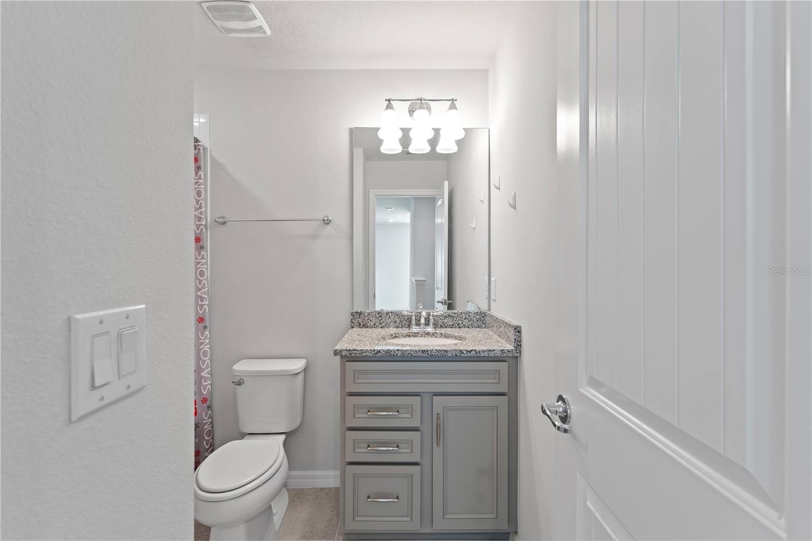 Image 37 of 53 For 7516 Yale Harbor Drive