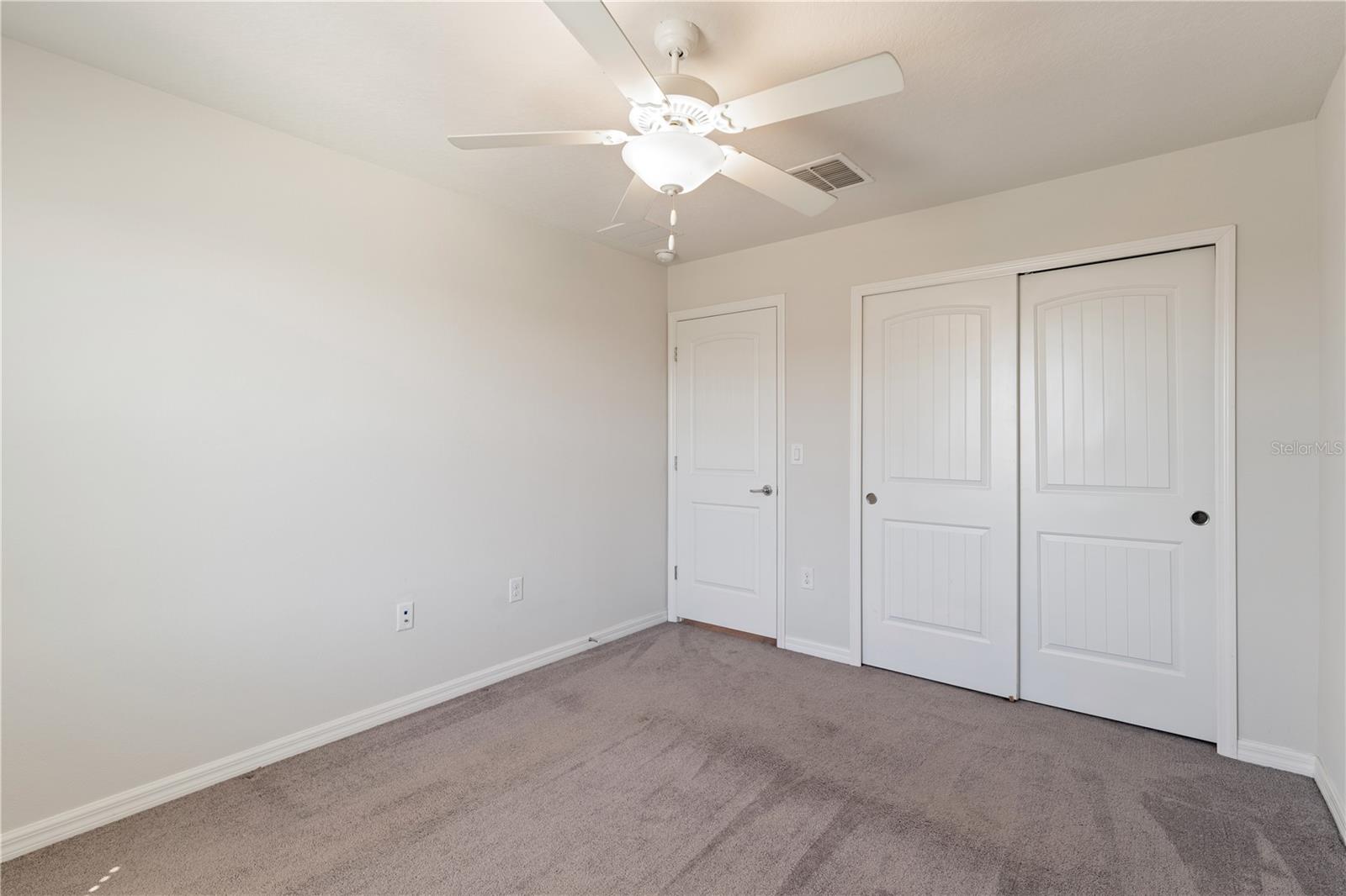 Image 40 of 53 For 7516 Yale Harbor Drive