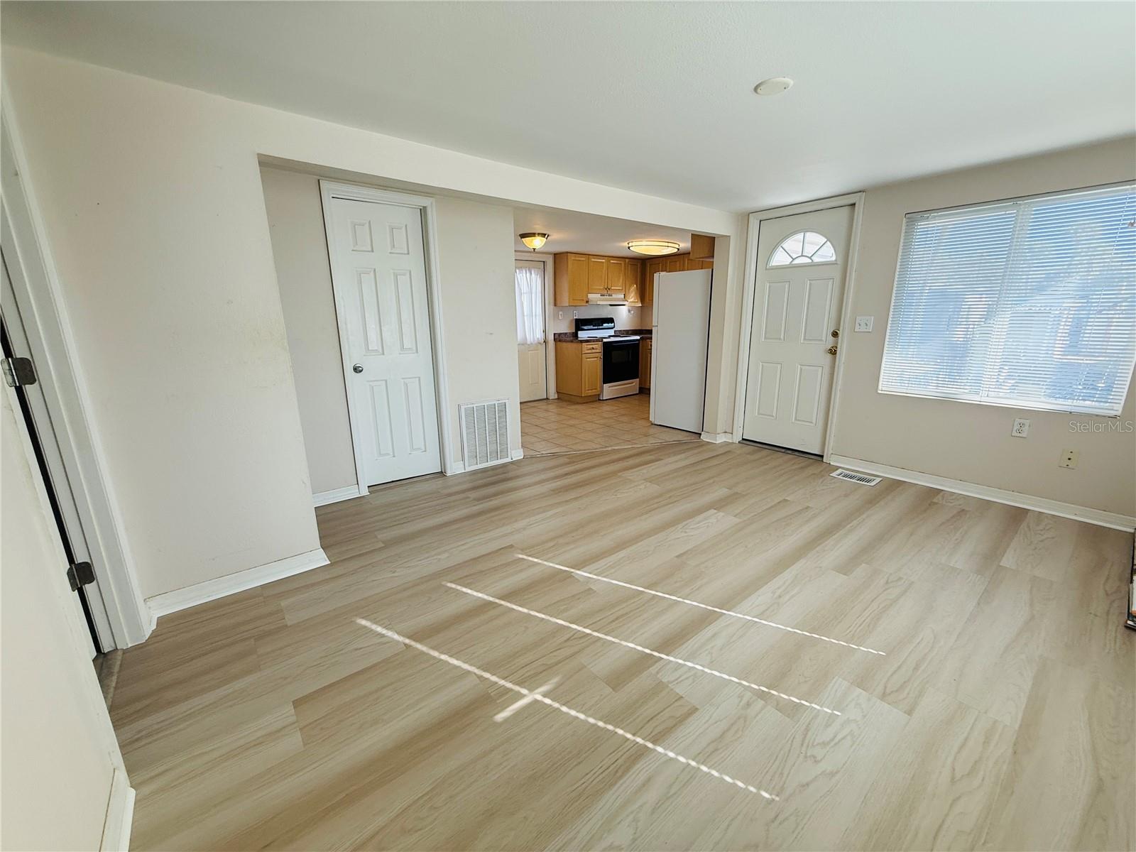 Image 11 of 40 For 4851 Gandy Boulevard B3l14