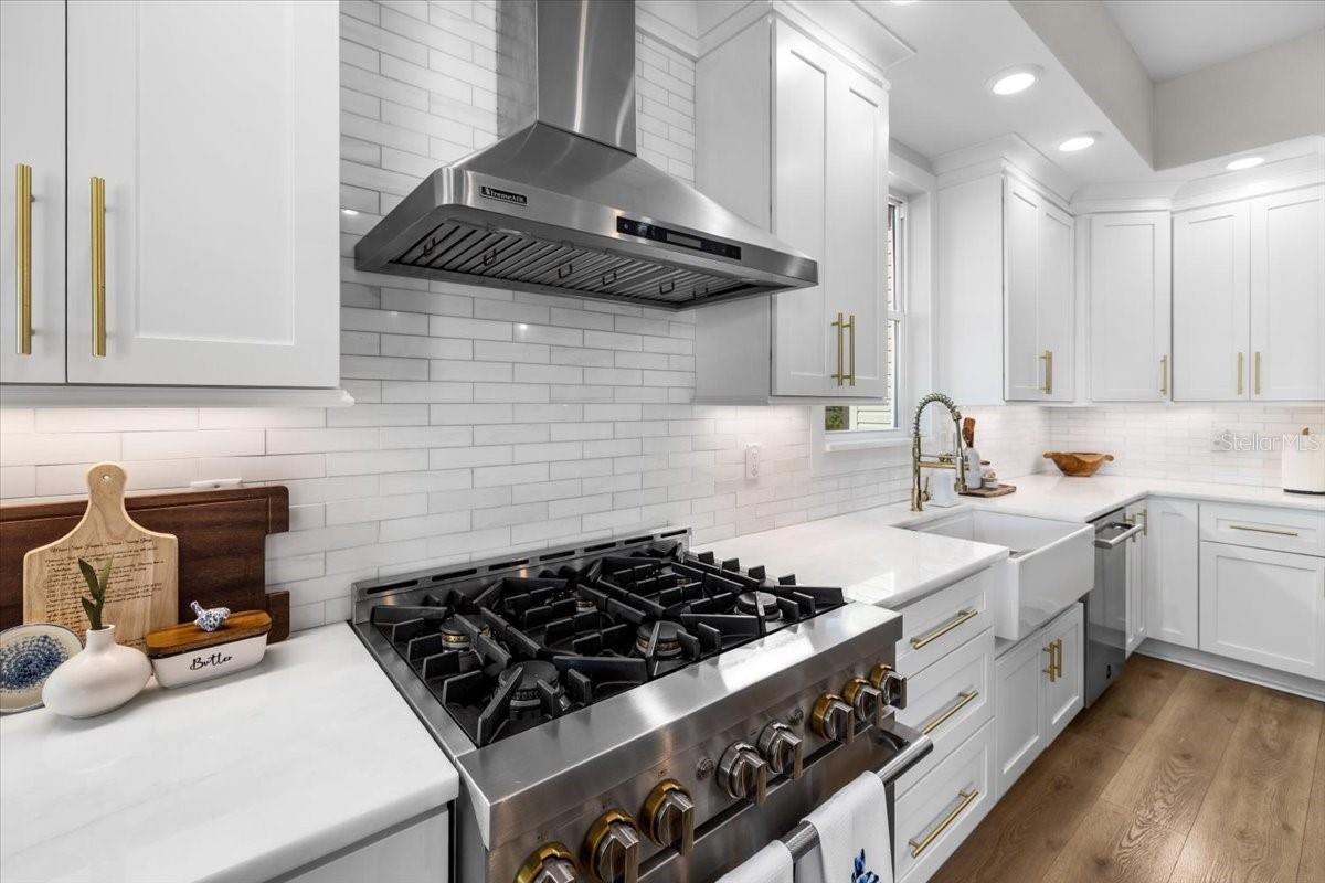 Image 15 of 59 For 3344 Gulfview Drive