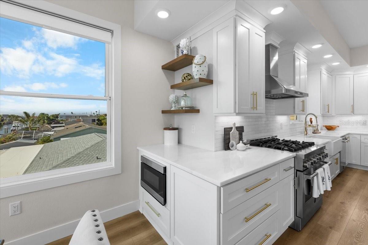 Image 16 of 59 For 3344 Gulfview Drive