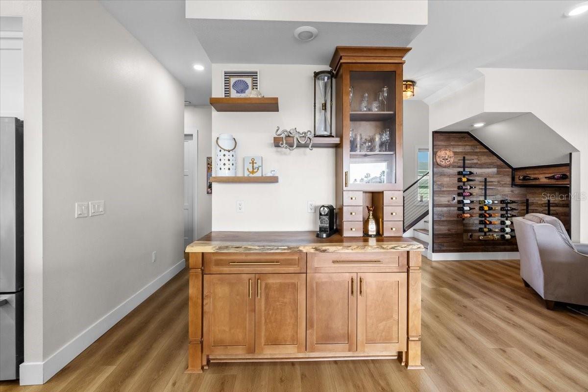 Image 19 of 59 For 3344 Gulfview Drive