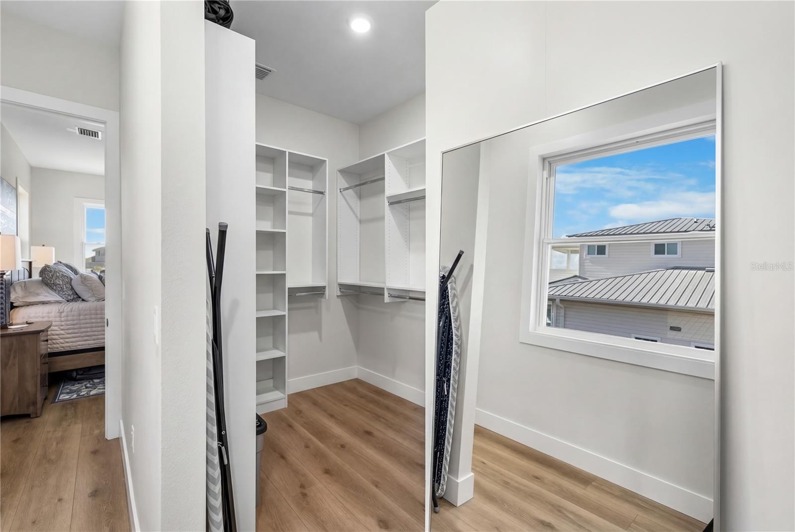 Image 23 of 59 For 3344 Gulfview Drive