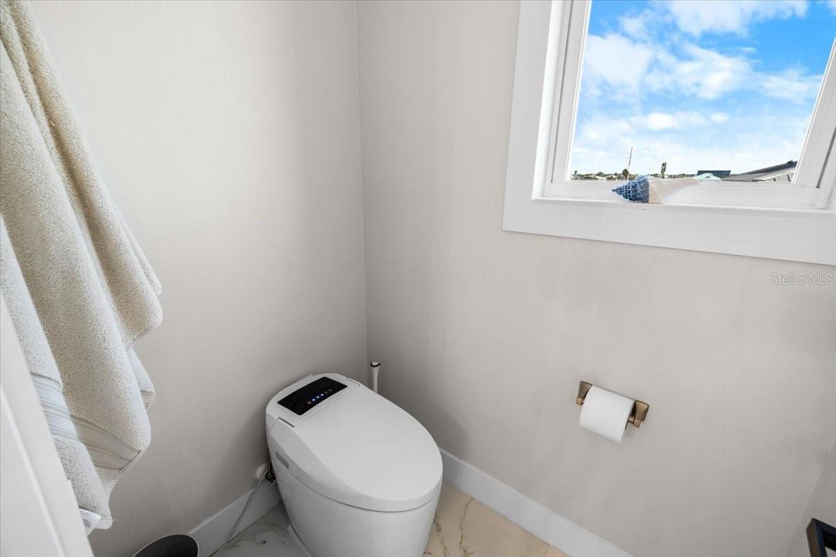 Image 28 of 59 For 3344 Gulfview Drive