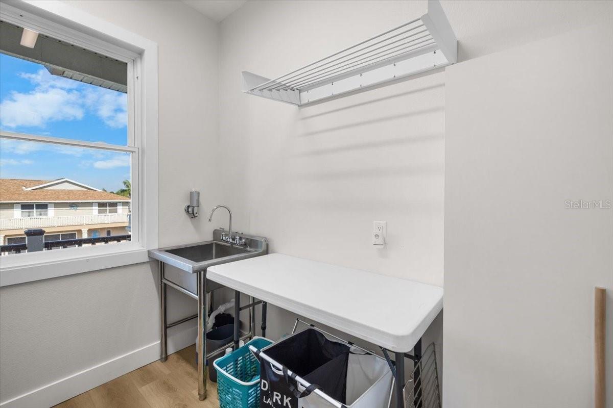 Image 32 of 59 For 3344 Gulfview Drive