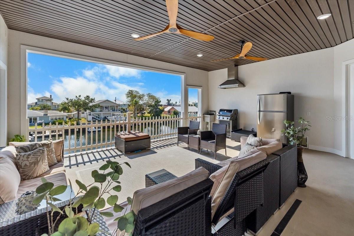 Image 33 of 59 For 3344 Gulfview Drive