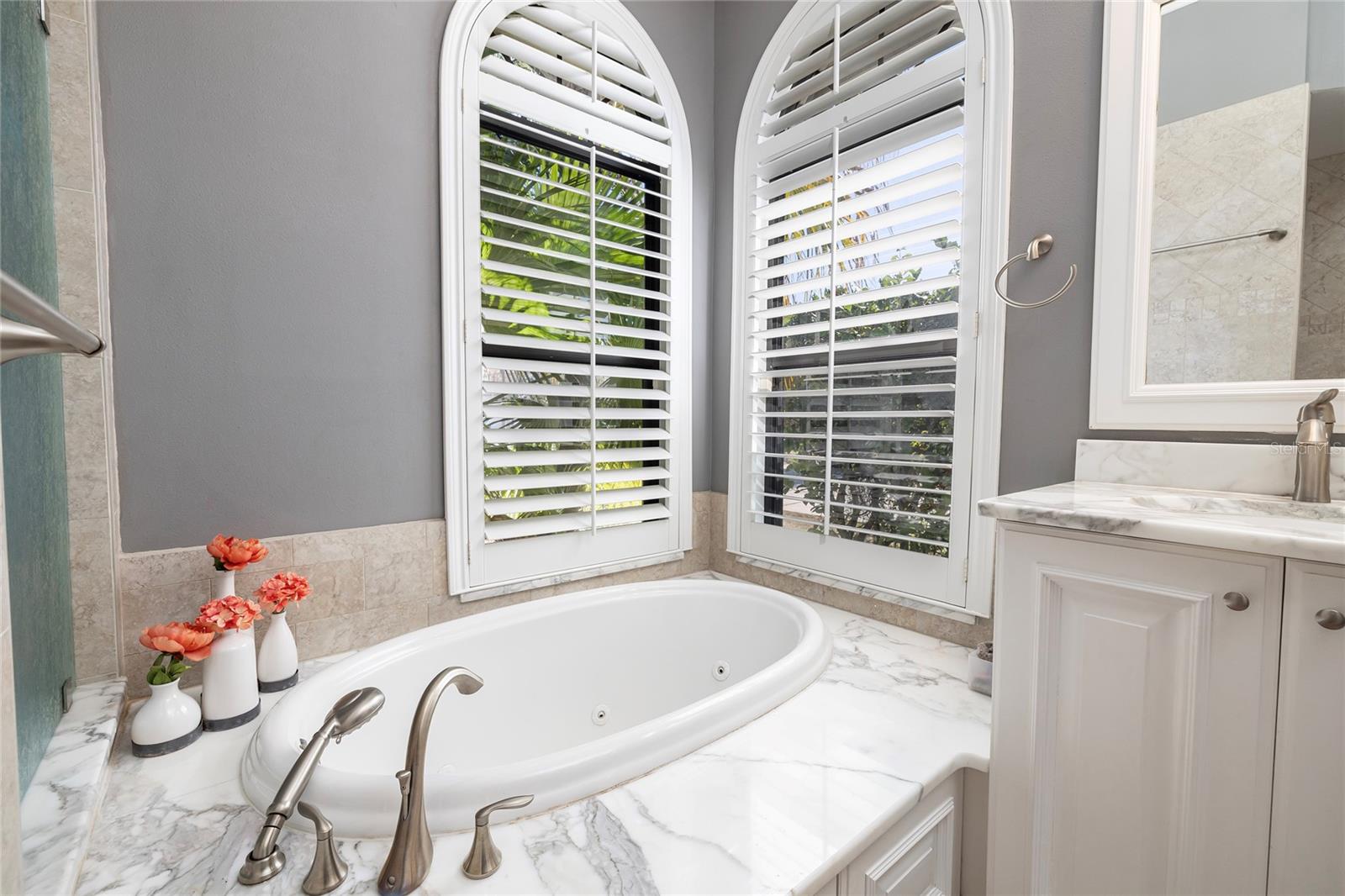 Listing photo id 26 for 1566 Huntleigh Court